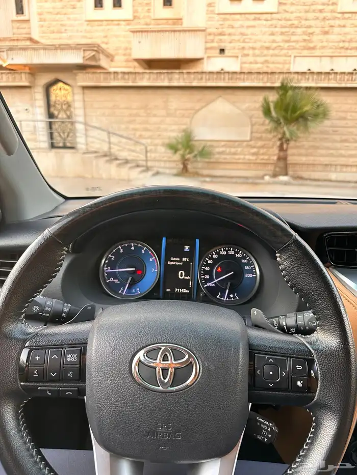 فورتشنر 2023 VX1 11