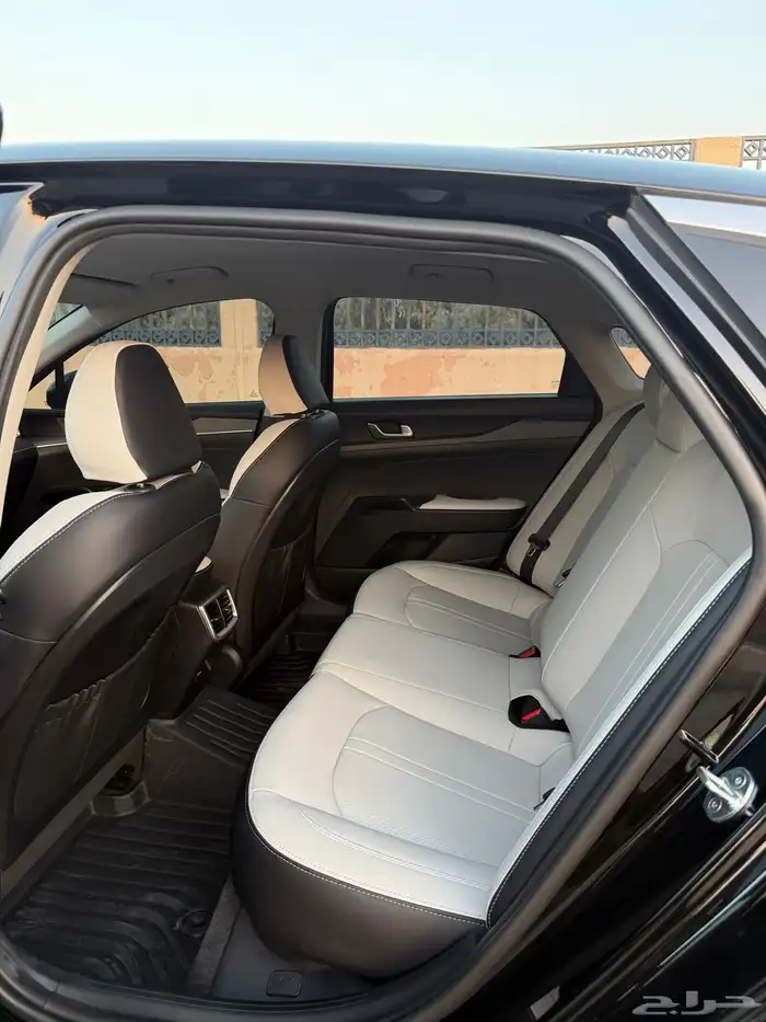 كيا K5 2020 بحالة الوكاله 12