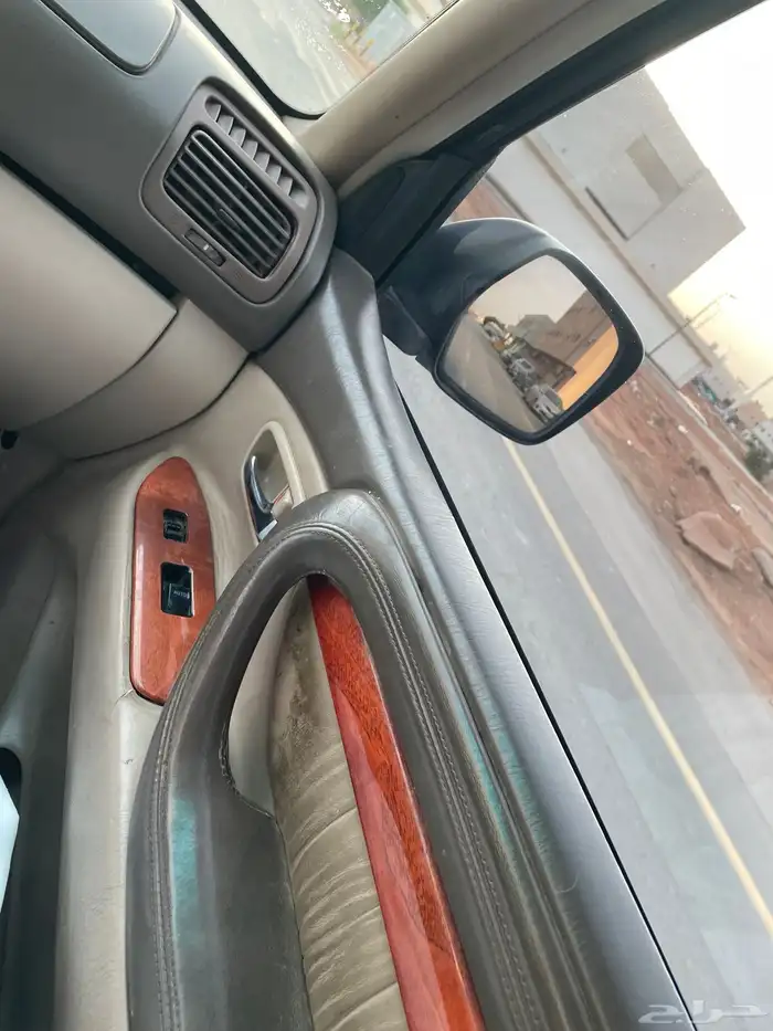 جيب لجزز 470 موديل 2002 15