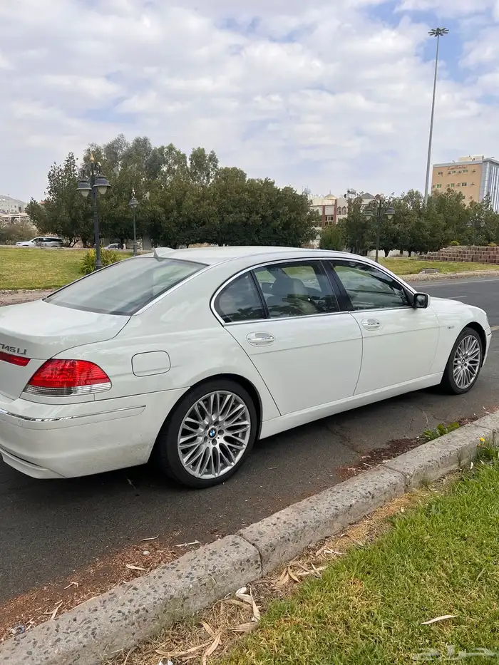 بي ام 745 2003 ابيض 2