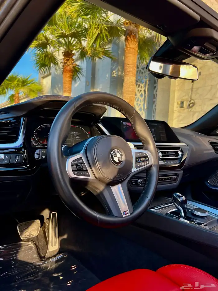 بي ام Z4 كت M موديل 2020 ماشي 90 أول مالك صيانة الوكالة 18