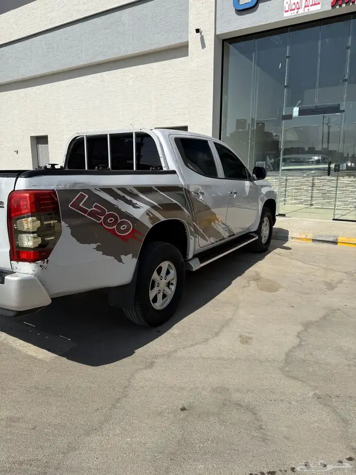 مستبيشي L200 دبل ديزل 7