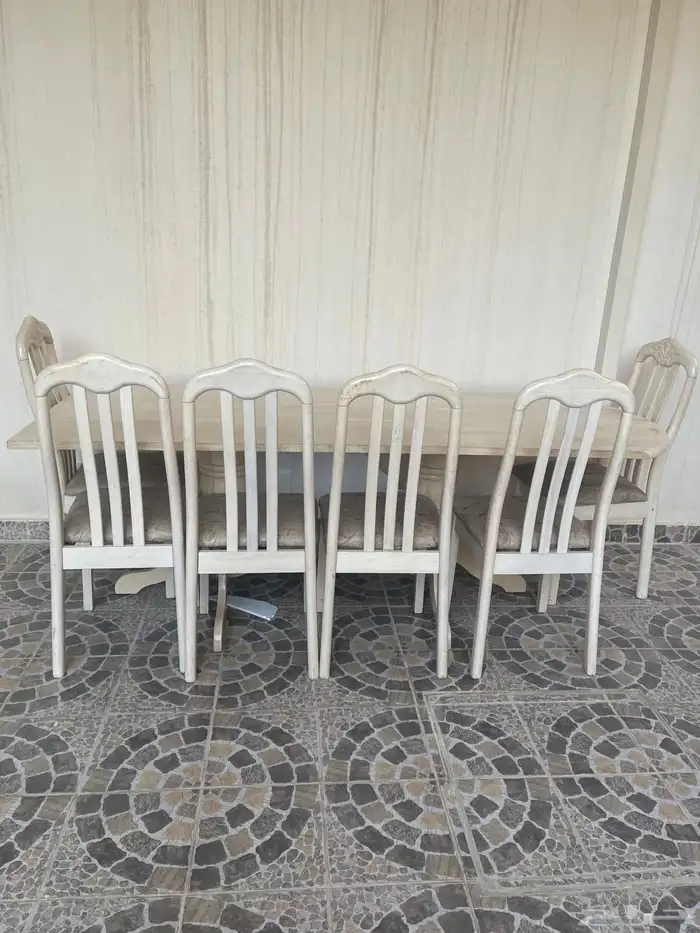 طاولة طعام 0