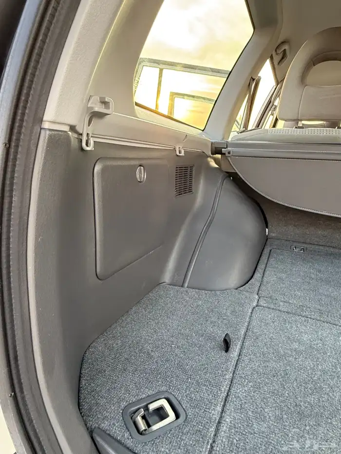 للبيع جيب مستوبيشي ناثيفا نادر مخزن ممشى86 الف 22