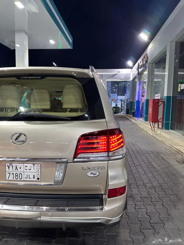 جيب لكزس 2012 DD 19