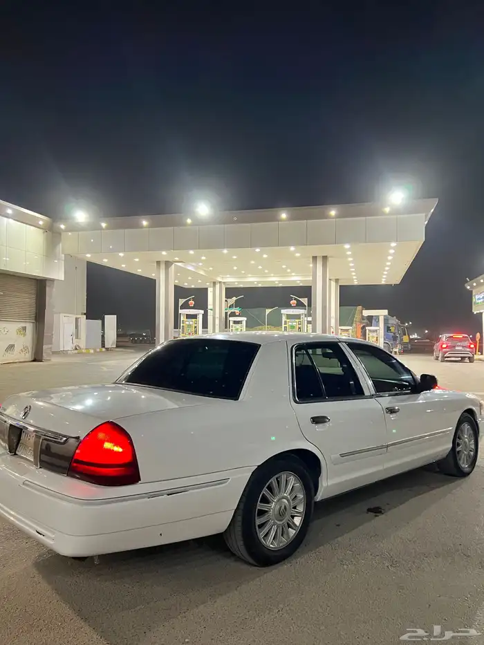 فورد جراند ماركيز 2008 4