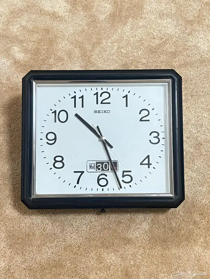 ساعات حائط انتيك 0