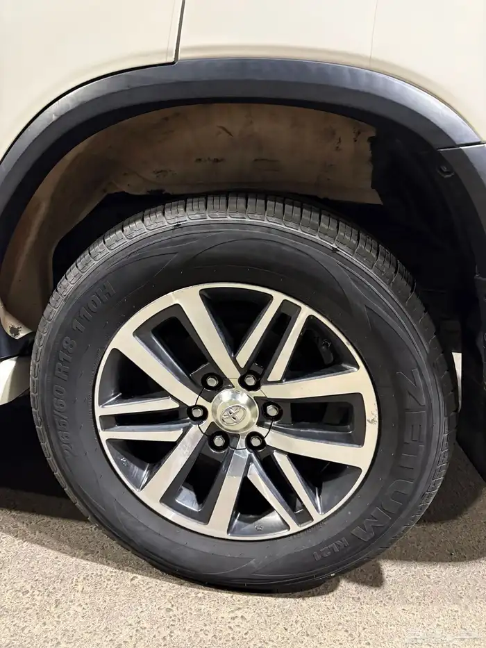 فورتشنر 2017 فل كامل ممشى 190 الف مشدود من والى 32