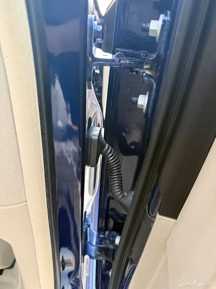 كرايسلر C300 هيمي 2014 ممشى قليل مالك ثاني 36