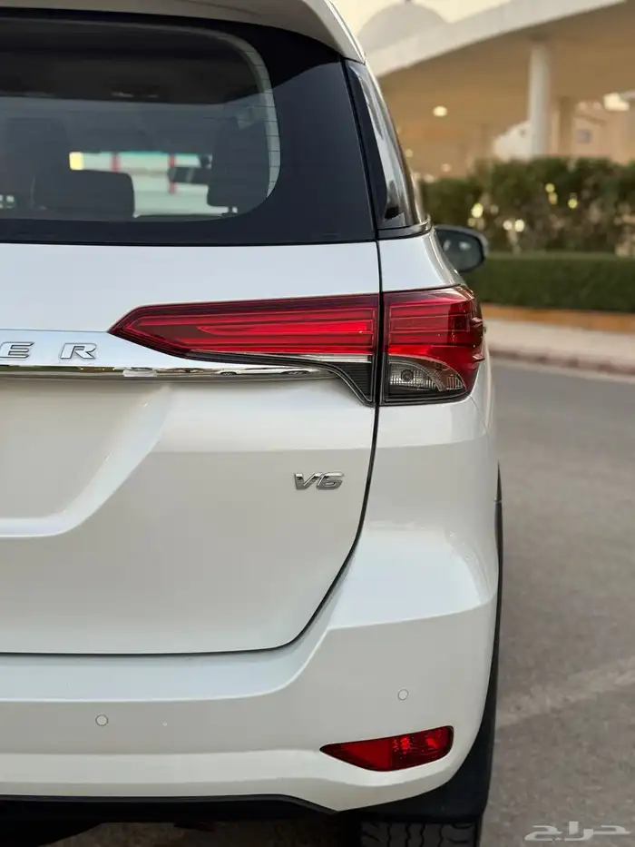 فورنشر 2023 6 سلندر سعودي 44