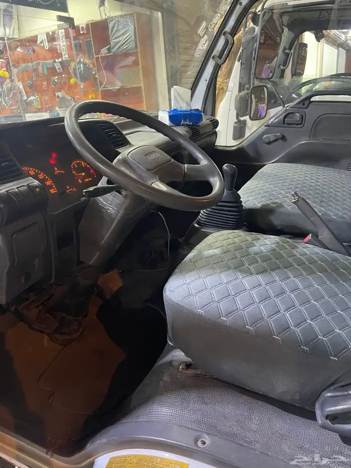 دنا ايسوزو شبه مخزنه موديل 2000 طرمبة كبيره كل شي على الشرط 36