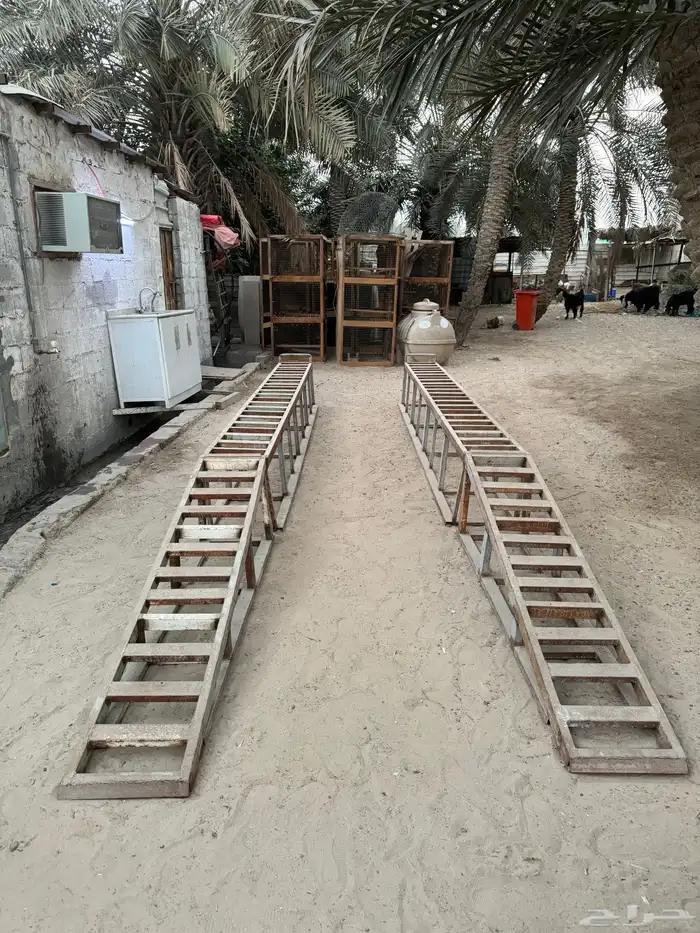 للبيع طلعه او رفاعه للسياره حق تغير زيت والي يبي حق صيانه 0