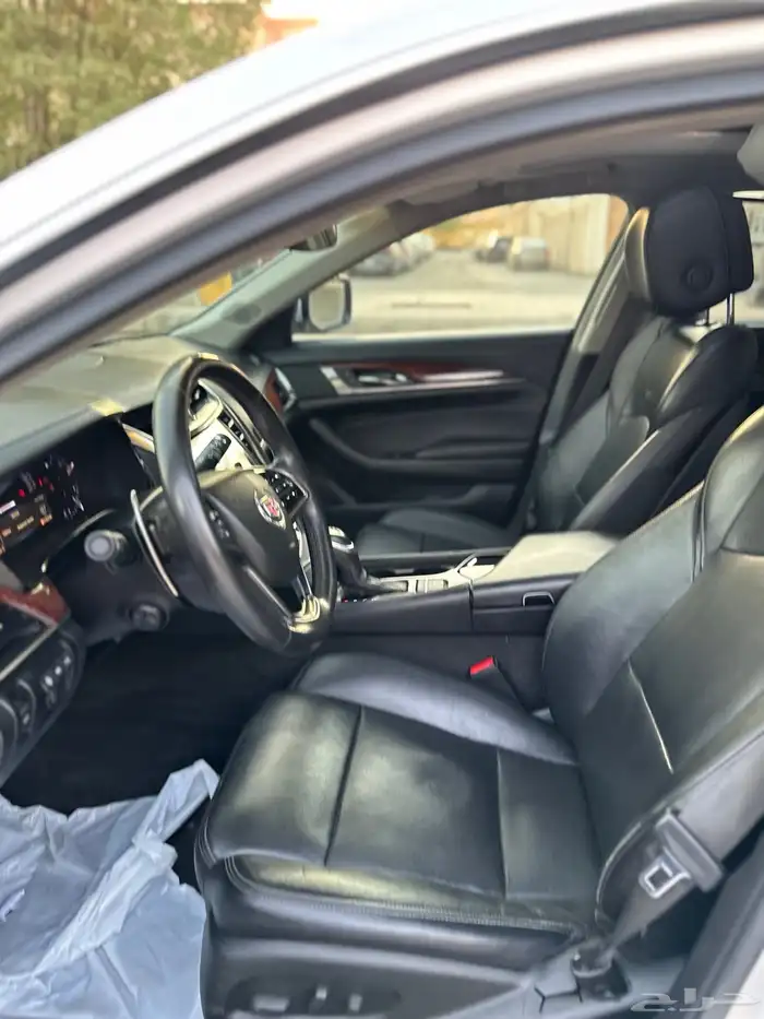 كاديلاك CTS موديل 2014 سعودي نص فل 8