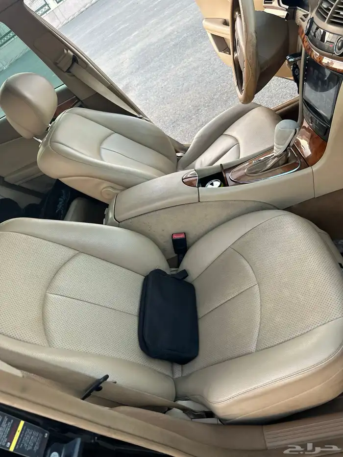 مرسيدس E300 موذيل 2007 6