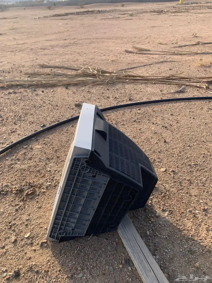 السلام عليكم يوجد عندي اغراض للبيع 9