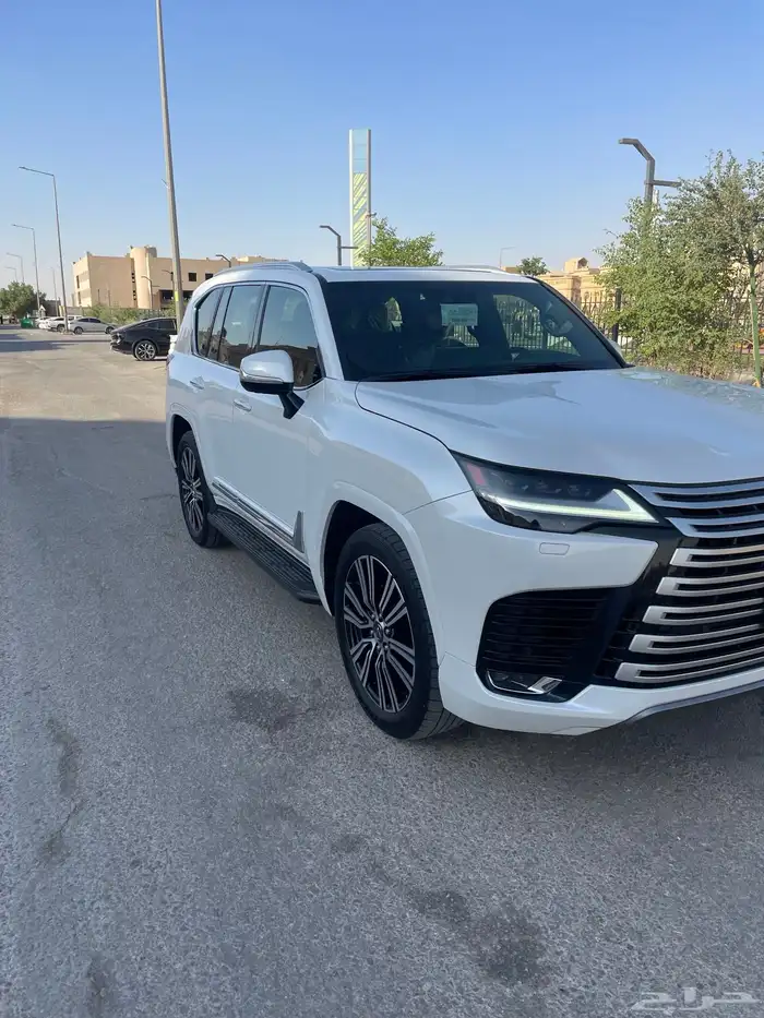 للبيع جيب لكزس 2024 BB سعودي 0