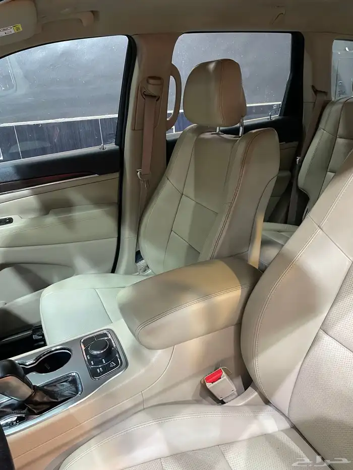 2018 جيب جراند شروكي ليميتيد فل كامل 22