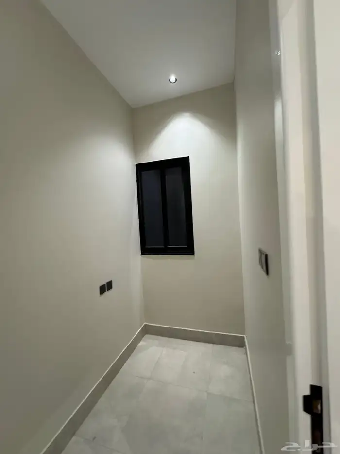 للبيع بالمحاله شقق علويه بسطح خاص تشطيب vip ب520 الف 8