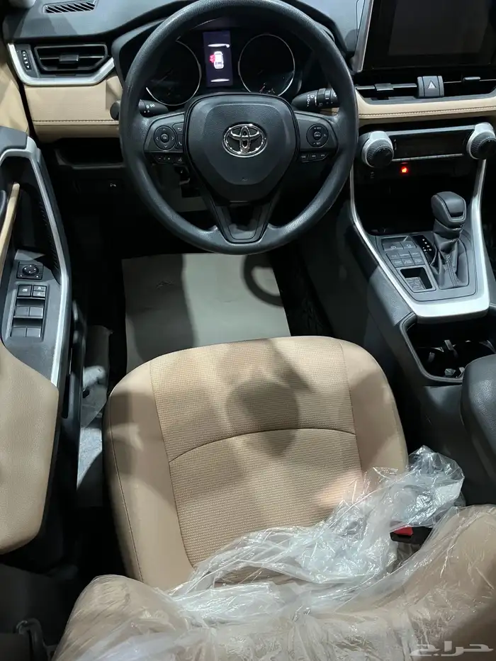 راف فور 2025 دفع رباعي ممشى قليل 14