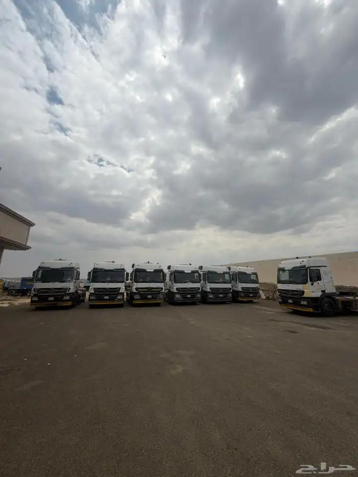 للبيع روس مرسيدس اكتروس جفالي 2012 1