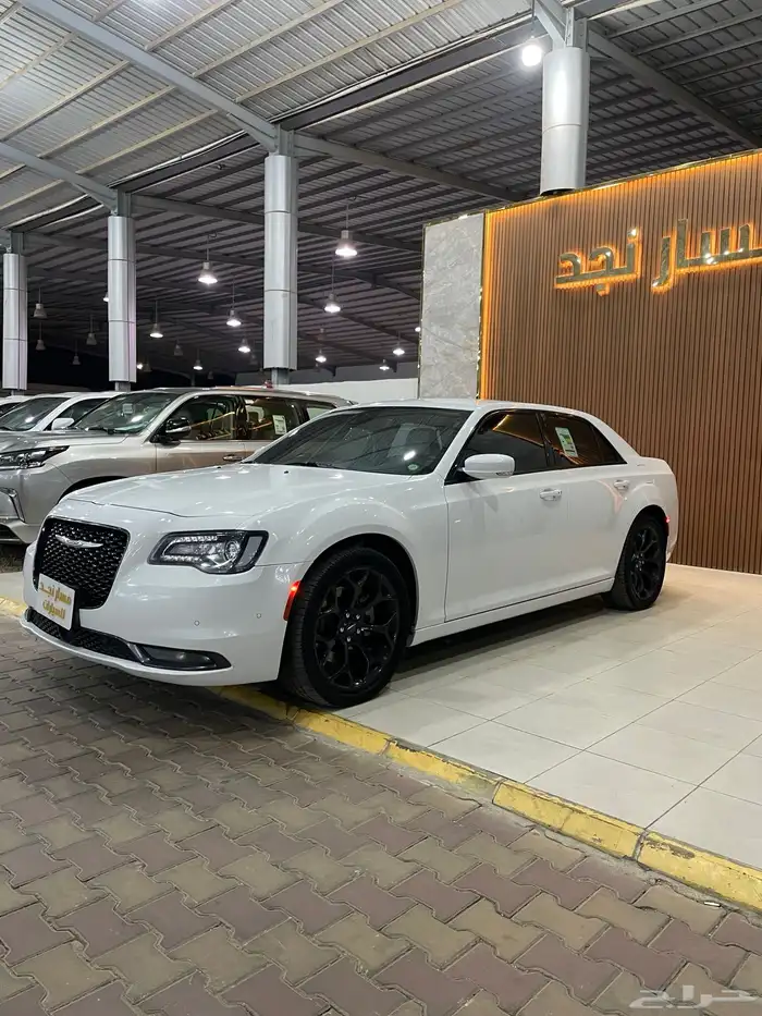 كرايسلر 300s موديل 2021 فل كامل 4