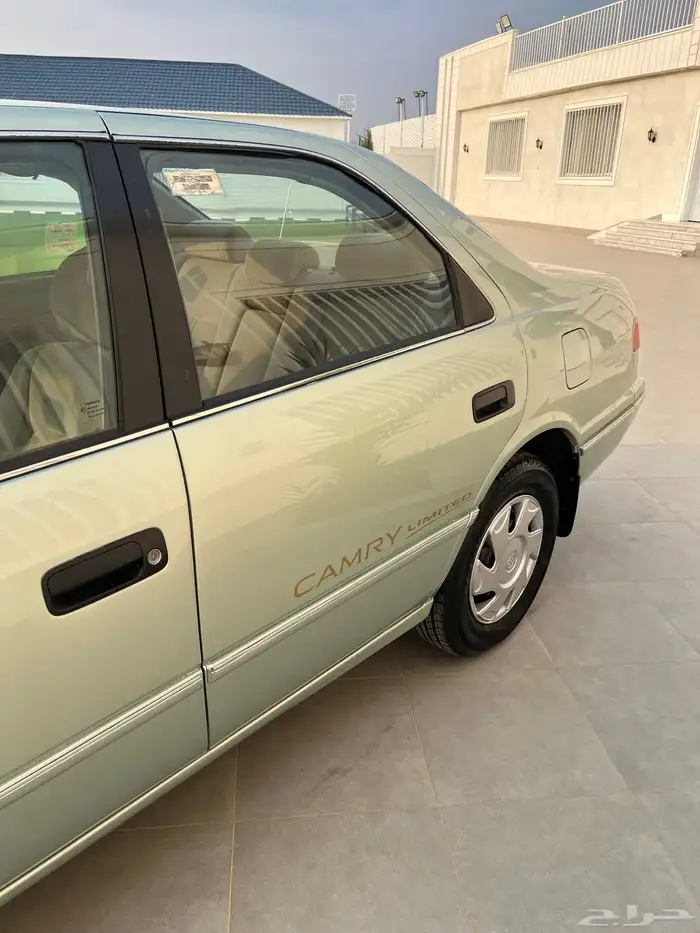 تويوتا كامري 2001 19