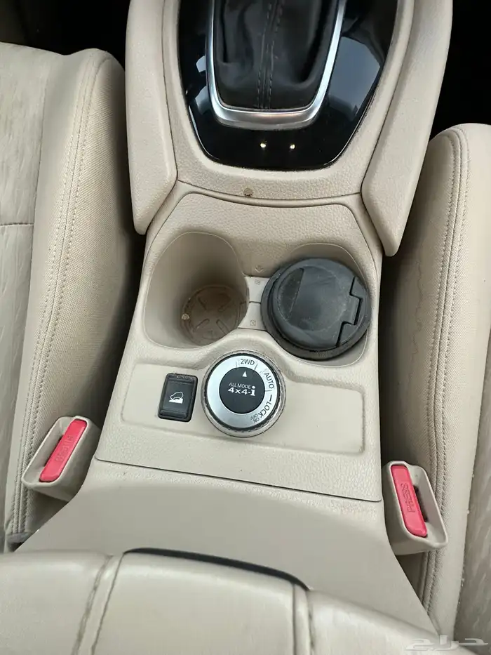 نيسان اكس تريل 2020 نص فل نظيف للبيع 14