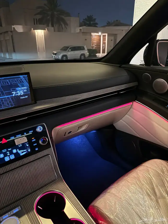 جينيسس GV80 2025 شبة اصفار فل كامل رويال 23