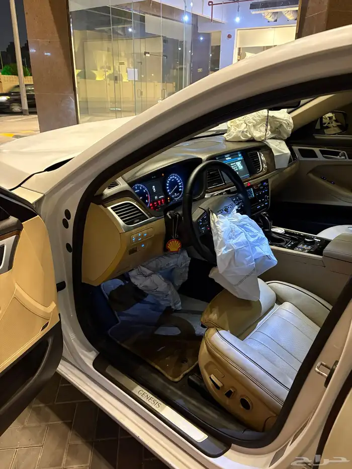 جنيسس رويال G80 10