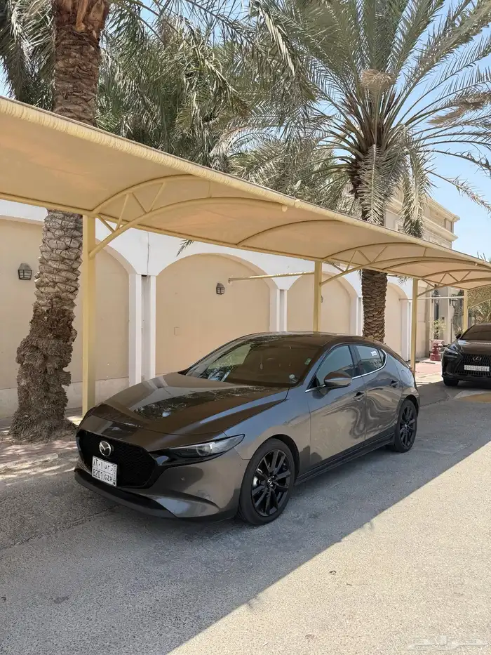 مازدا 3 هاتشباك 2025 1