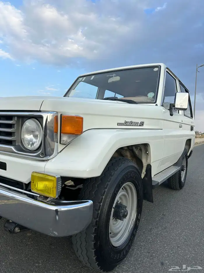 ربع 94 ماشي 200 نضيف جدا نادر اخوه 57