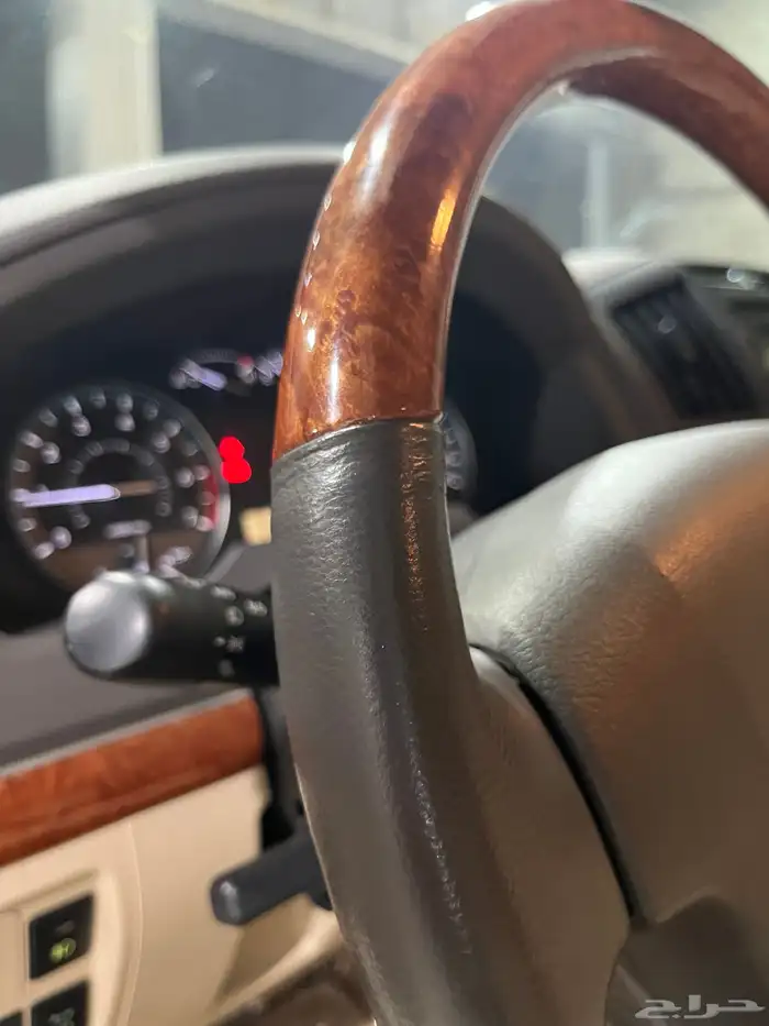 لاندكروزر 2014 شبه الجديد 22