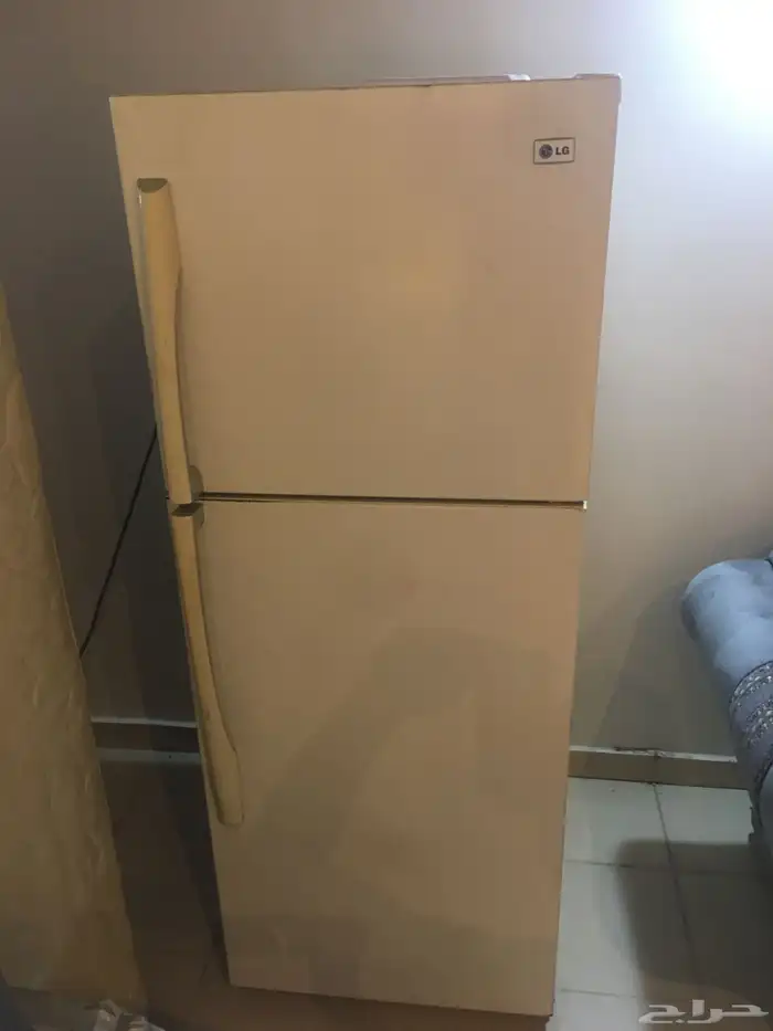 للبيع ثلاجة LG. 0