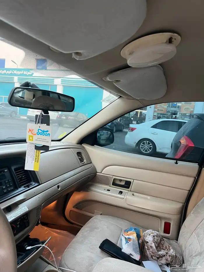 فورد فكتوريا بوليسي 2010 3