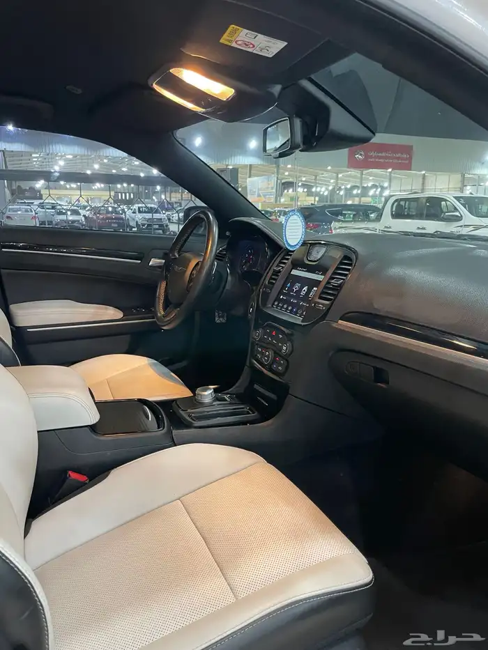 كرايسلر 300s موديل 2021 فل كامل 11