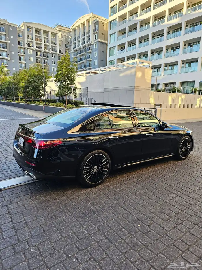 مرسيدس بنز E350 2024 7