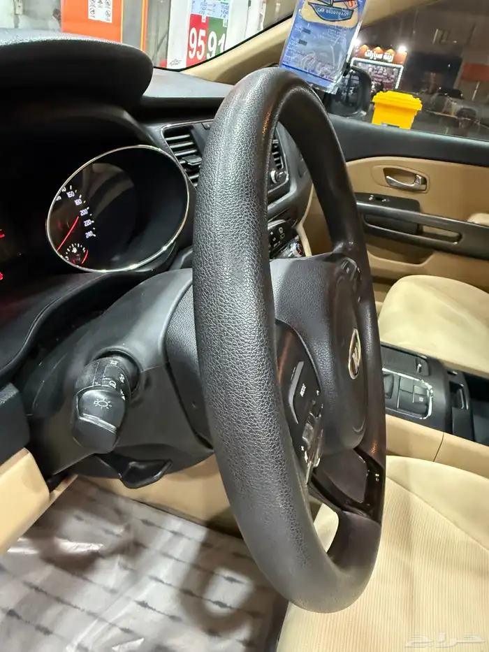 كيا كرنفال موديل 2016 ماشي 195 12