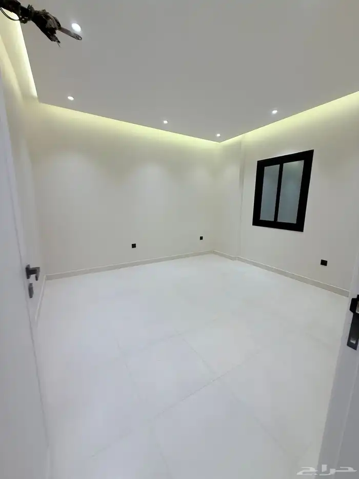 شقه حي سندس 580 الف مساحة 140 م 3