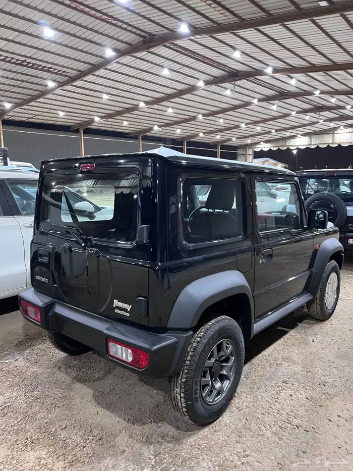 سوزوكي جمني توماتيك 2025 GL اسود ب 81900 شامل بنك 1150 1