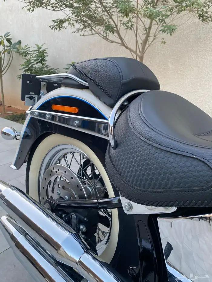للبيع هارلي سوفتيل ديلكوس 2012 5