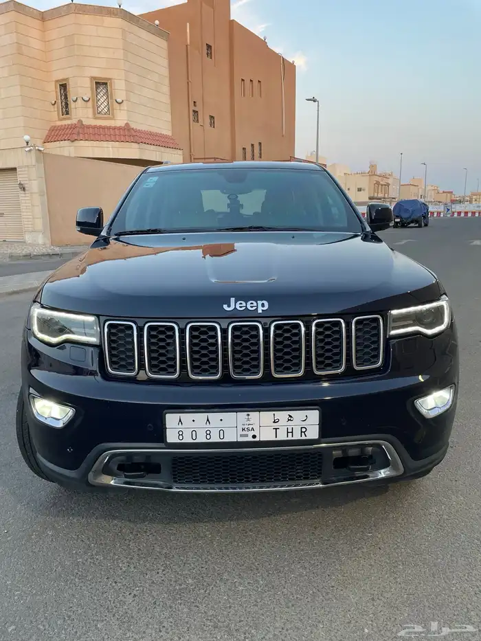 2018 جيب جراند شروكي ليميتيد فل كامل 1