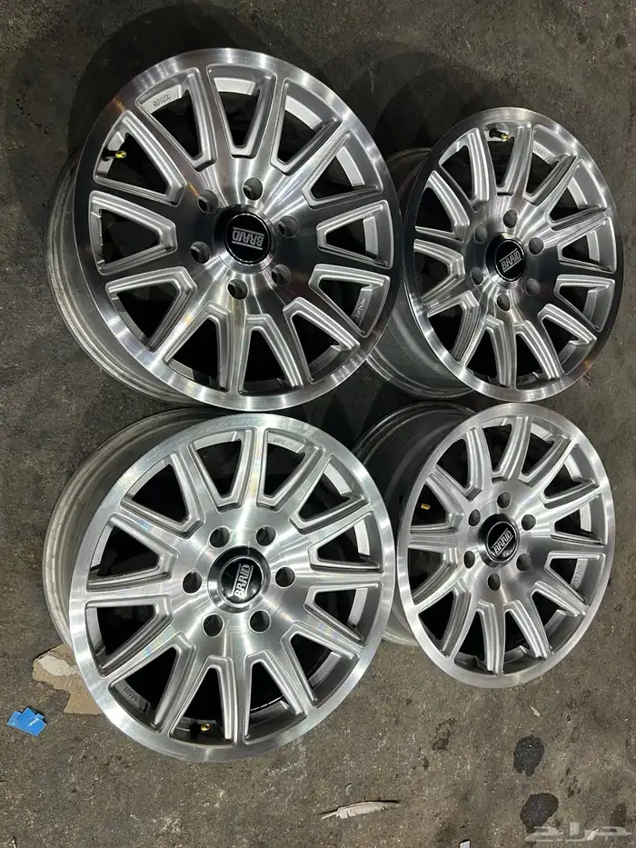 جنوط البرايد نيكل 6 مسمار مقاس 17 يركب علا جيب 23 وا جمس 14