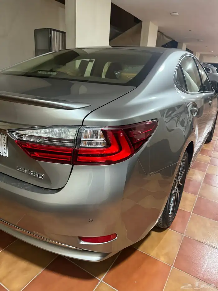 عرض مميز ونادر ماشاءالله لأهل الصنف LEXUS ES 350 2018 1