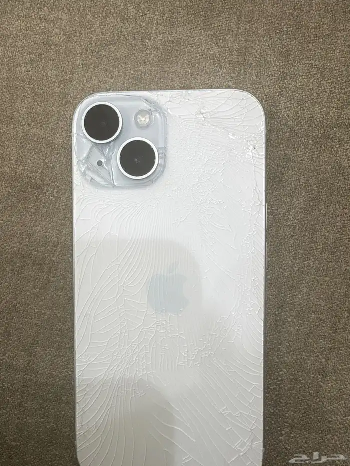 آيفون 15 عادي ازرق 2