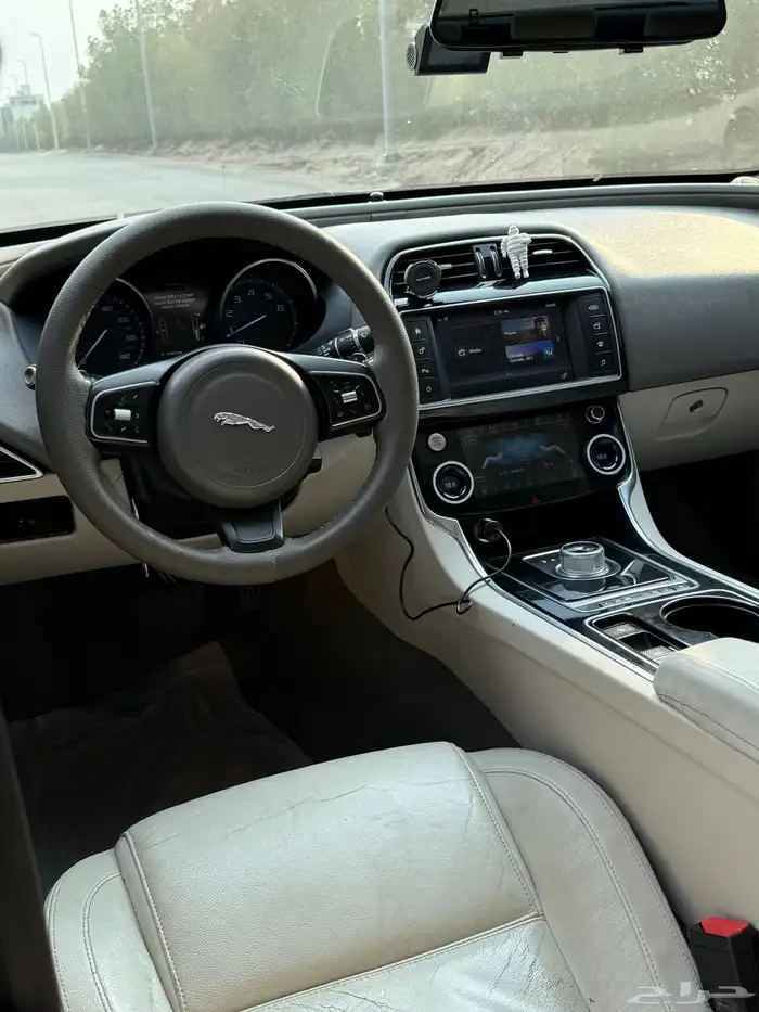 جاكور XE 2016 7