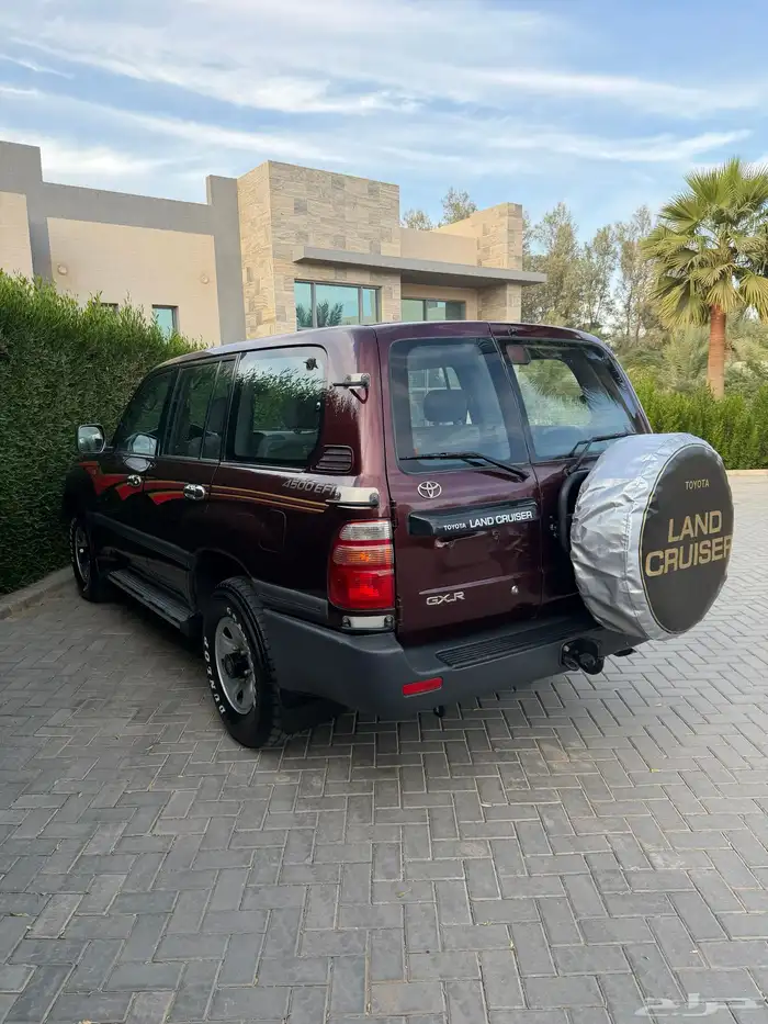 لاندكروزر 1999 قير عادي (عنابي) ممشى قليل 9