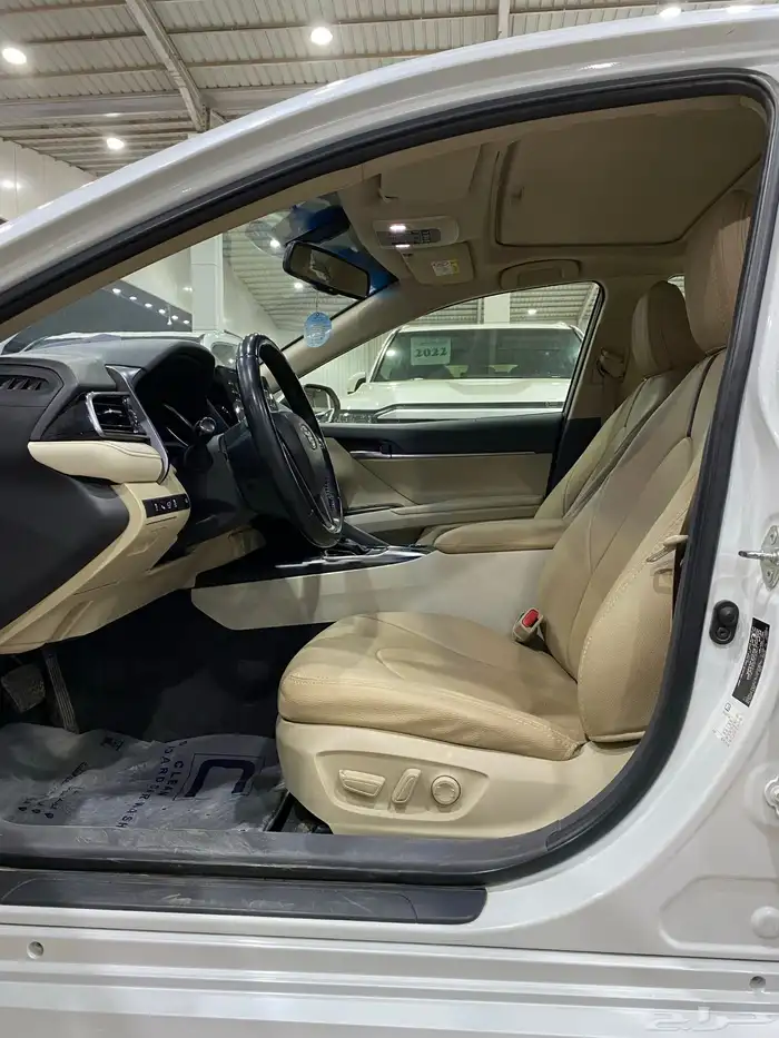 تويوتا كامري GLE المديل 2023 العدد 96 الف 6