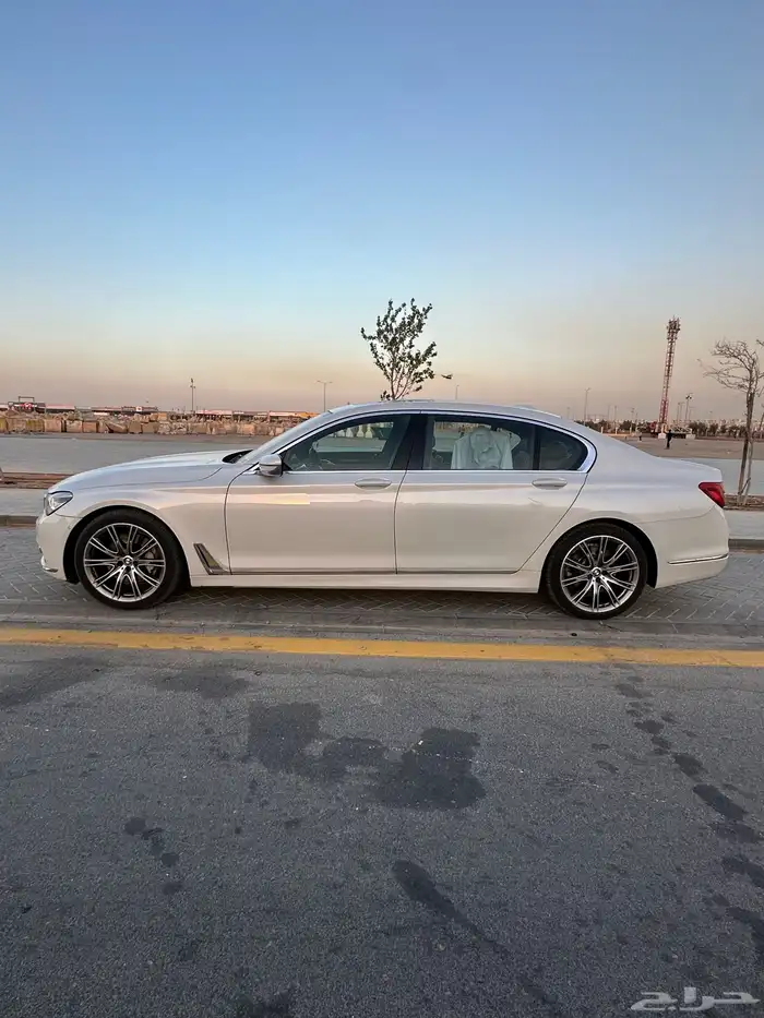 BMW 2019 730 ثاني مالك 4