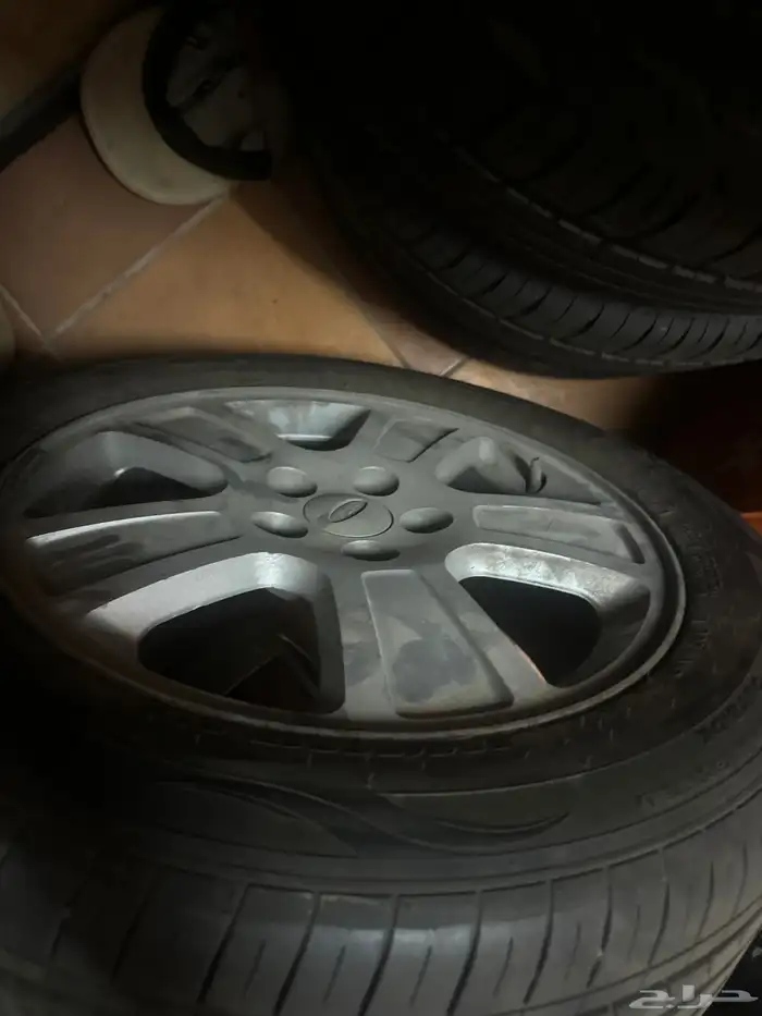 جنوط فكتوريا نجمه نظيفه فورد 2011 2