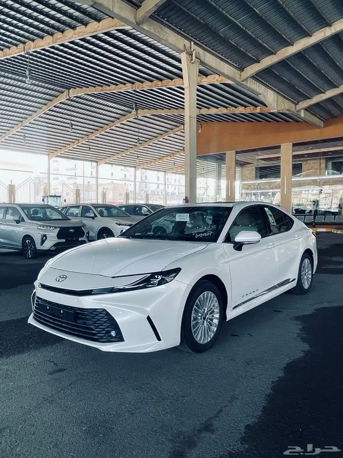 تويوتا كامري بنزين - LE - 2025 0